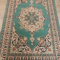 Due tappeti persiani rigidi! Ho