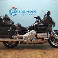 HONDA GL 1800 SUPERACCESSORIATA