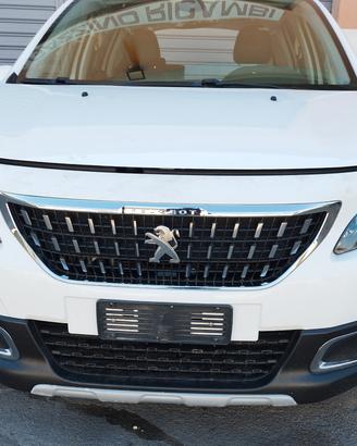 Peugeot 2008 I°serie ricambi vari