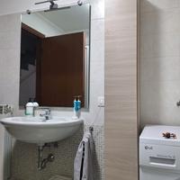 mobile bagno e specchio 