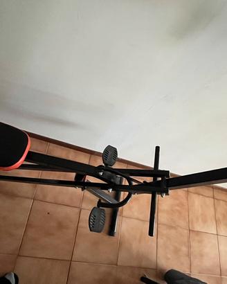 Attrezzo fitness addominali e gambe