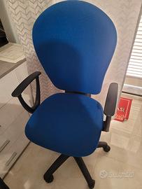 sedia ufficio blu   come nuova  