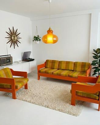 divano e 2 poltrone vintage anni '70 – Arancione