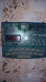 Zoom RhythmTrak RT-123 (Drum Machine & Bass)