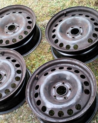 Cerchi in ferro del 16 per Opel. Suzuki