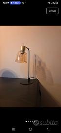 Lampada da tavolo regolabile moderna in vetro e me