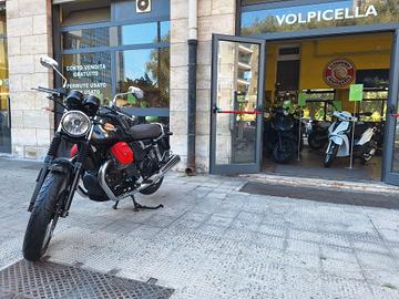 Moto Guzzi V7 III Special