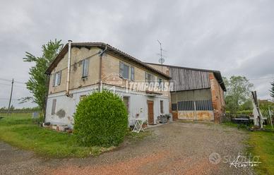 RUDERE ABITABILE CON TERRENO AGRICOLO ANNESSO IN S