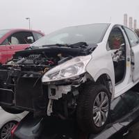 Pezzi di ricambio peugeot 208 anno 2015