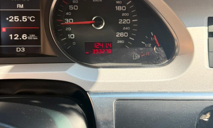 Audi A6 Avant 3000 anno 2011