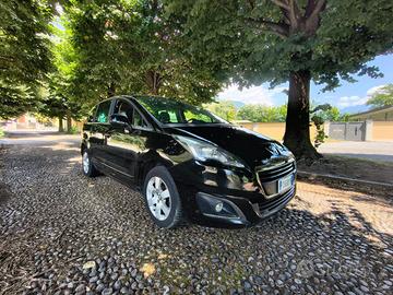 PEUGEOT 5008 BlueHDi 120 CV AUTOMATICA