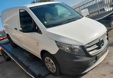 RICAMBI Mercedes Vito 2.2 TD anno 2016 - FE137