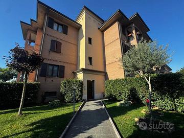 Appartamento di 103 m² con 4 locali e box auto a F