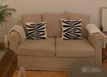 DIVANO IKEA come nuovo