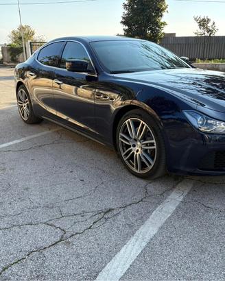 Maserati ghibli 3000 V6