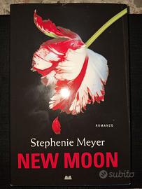 New Moon - Stephenie Meyer (Ed. Mondolibri)