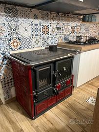 NORDICA EXTRAFLAME Cucina a Legna Rosa Maiolica