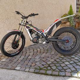 Trial Trrs One RR 125 poco usata