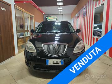 Lancia Ypsilon 1.4 Oro Ecochic GPL