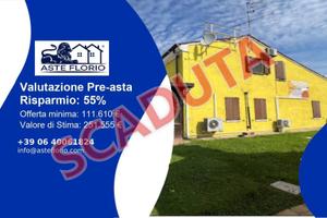 Immobile in asta di 395 m² con più di 5 locali a M