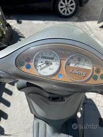 piaggio  liberty 50 anno 2012