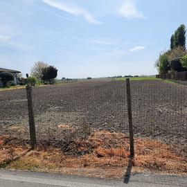 Terreno edificabile a Gavello
