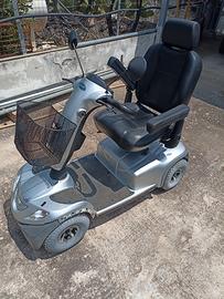 Scooter elettrico per anziani