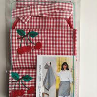 Set cucina a quadretti rossi