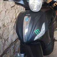 Piaggio Beverly 300 Police