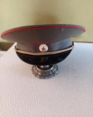cappello russo