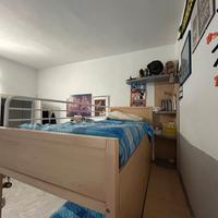 Letto a castello con gradini contenitori