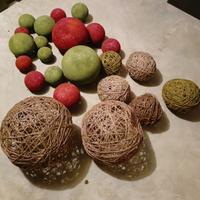 Palle Natalizie (n° 16) e Sfere di Juta (n°7)