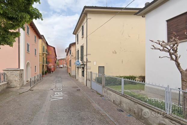 Quadrilocale in contesto tranquillo - 600 EURO