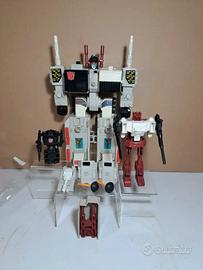 Transformers g1 metroplex guardian robot figure