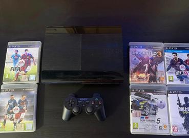 PlayStation 3 con giochi e accessori