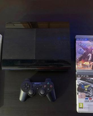 PlayStation 3 con giochi e accessori