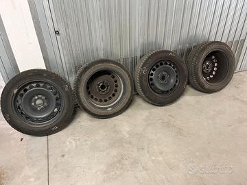 Pneumatici invernali Good Year 205/55 R16 91H