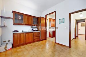 ST222 - Trifamiliare con giardino