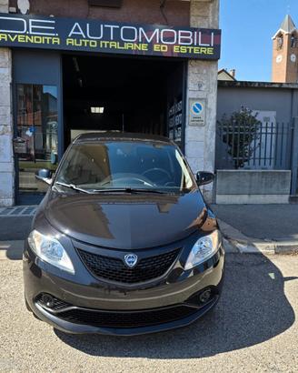 Lancia Ypsilon 1.2 69 CV 5 porte S&S Gold