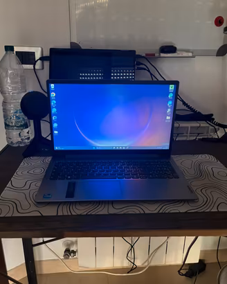 Lenovo IdeaPad Slim 3 | i7 13ª Gen | 16GB RAM