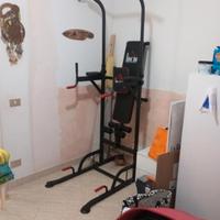 palestra attrezzata per esercizio