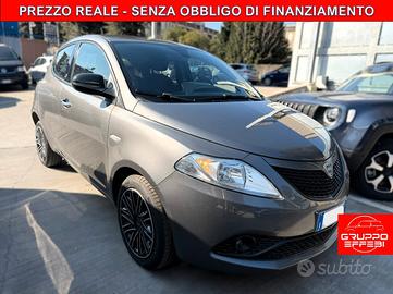Lancia Ypsilon 1.0 Hybrid Ecochic Gold