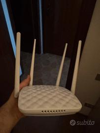 Tenda FH456 Router Wi-Fi 2,4GHx