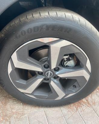 PNEUMATICI GOODYEAR 235/55 R18 100V