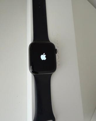 Apple Watch Serie 4 Space Gray cellular e Wifi