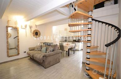 Bilocale completamente ristrutturato in pieno cent