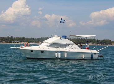 Mochi Craft 9.40 m (1981) - Barca a motore