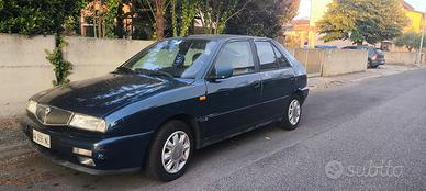 Lancia Delta 1998 1,8 16v