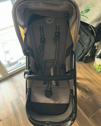 Passeggino Cybex Iris M-Air