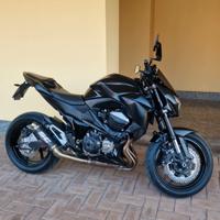 Kawasaki Z 800 total black edition
